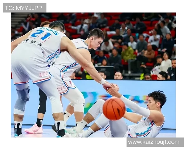 围绕CBA新赛季激战焦点解读中国篮球格局变局展望与未来发展趋势分析 围绕CBA新赛季激战焦点解读中国篮球格局变局展望与未来发展趋势分析