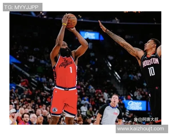 国王队鏖战快船力争胜利 激战激烈每一场都充满悬念