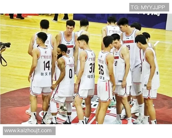 广东宏远全力冲击新赛季总冠军展望球队阵容深度与未来走势