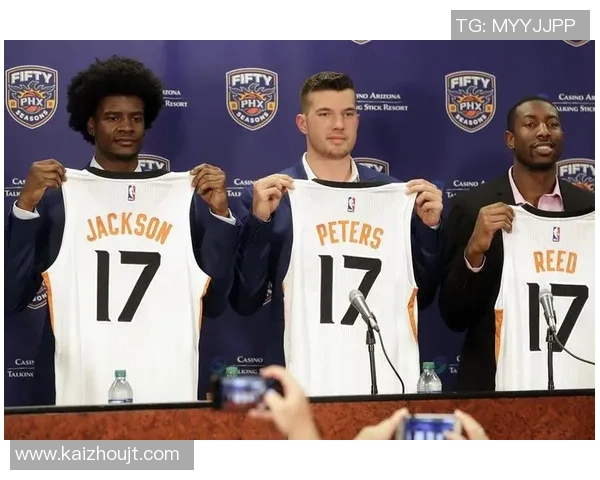 菲尼克斯太阳迎战劲旅巅峰对决揭幕赛场焦点燃爆全场激情