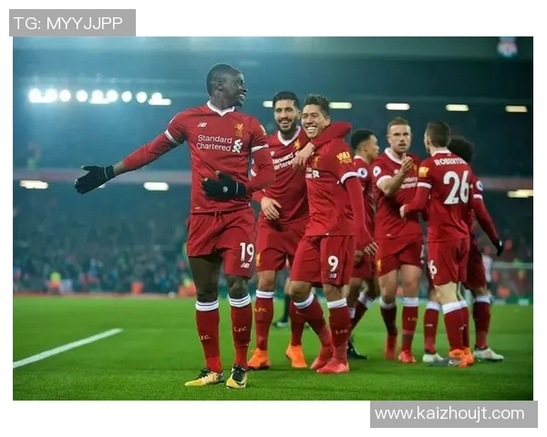 足球明星领袖风采揭秘：从球场到生活的全方位影响力分析